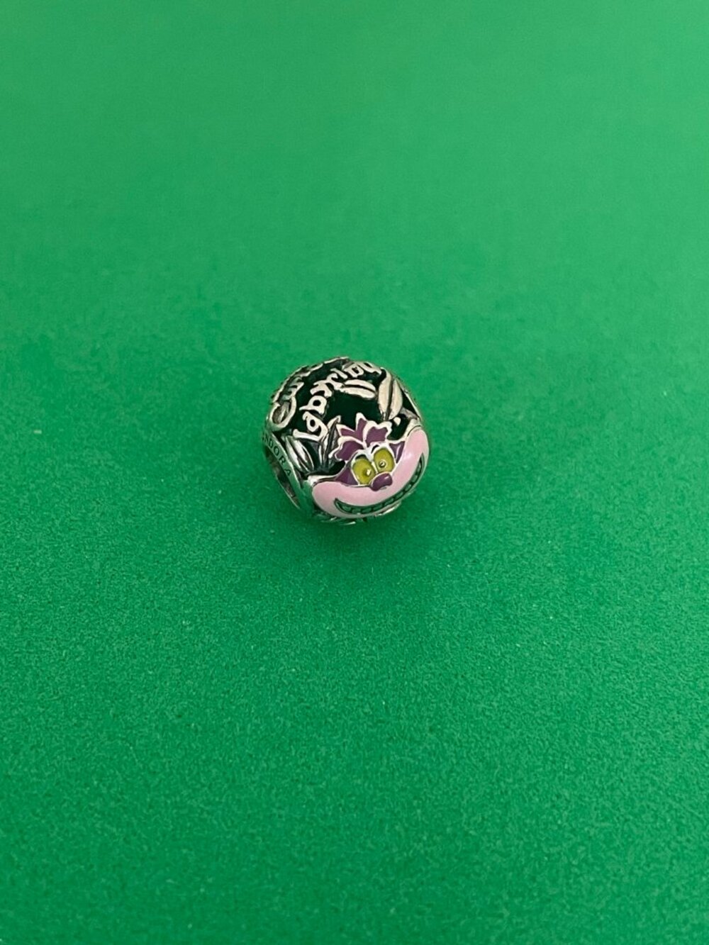 Authentic Pandora Disney Parks Alice in Wonderland Cheshire Cat Charm - Picture 3 of 5